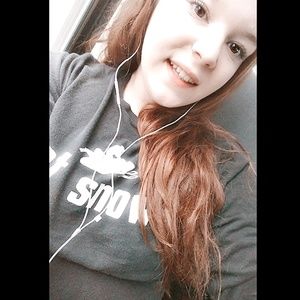 Meet your Posher, Devinne